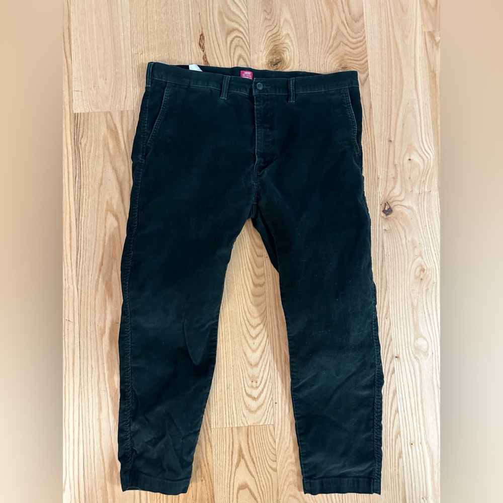 LEVIS STANDARD TAPERED CORDUROY